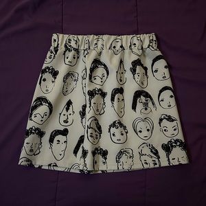 Emmiol graphic mini skirt size S cartoon faces